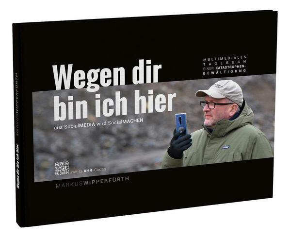 Im ungewöhnlichen Format DIN-A4 quer: „Wegen dir bin ich hier“, das Buch von Markus Wipperfürth.